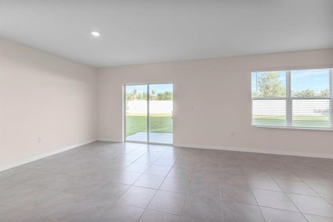 Casa en alquiler en Wesley Chapel, Florida, 4 dormitorios, 209.96 m2 № 1919204 - foto 9