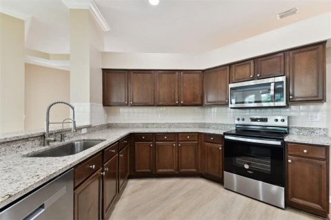 House in Wesley Chapel, Florida 4 bedrooms, 304.25 sq.m. № 1825072 - photo 16