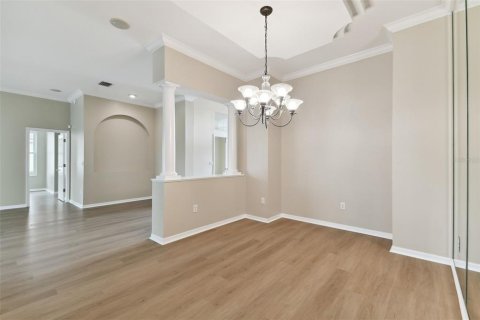 House in Wesley Chapel, Florida 4 bedrooms, 304.25 sq.m. № 1825072 - photo 7