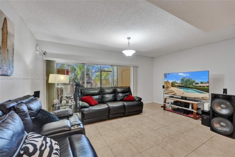 Купить таунхаус в Санрайз, Флорида 3 спальни, 140.47м2, № 1958558 - фото 12