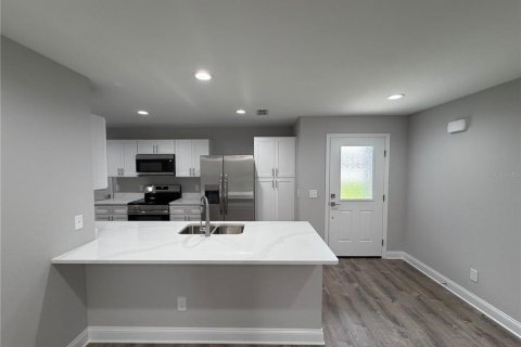 Casa en venta en Winter Haven, Florida, 3 dormitorios, 106.37 m2 № 2386623 - foto 4