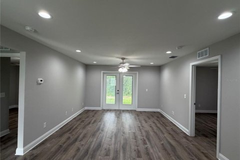 Casa en venta en Winter Haven, Florida, 3 dormitorios, 106.37 m2 № 2386623 - foto 2