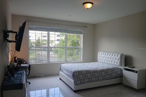 Condo in Orlando, Florida, 3 bedrooms  № 1857737 - photo 9