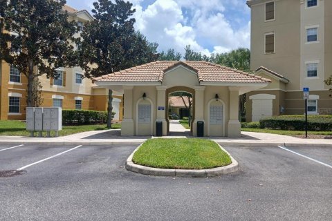 Condo in Orlando, Florida, 3 bedrooms  № 1857737 - photo 13