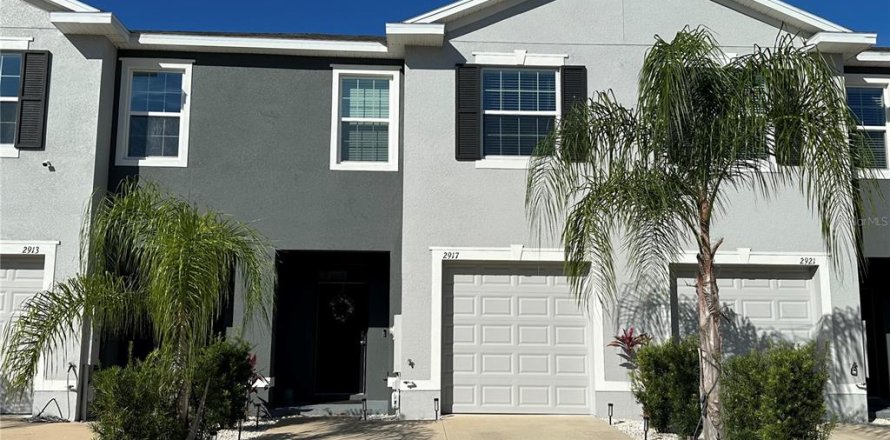 Touwnhouse à Wesley Chapel, Floride 3 chambres, 155.43 m2 № 2415322
