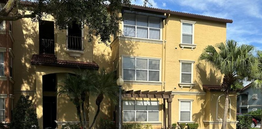 Apartment in Orlando, Florida 2 bedrooms, 91.79 sq.m. № 2377917