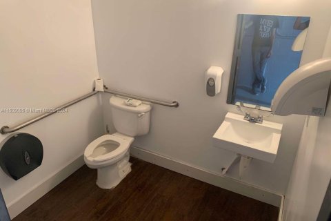 Immobilier commercial à Miami Gardens, Floride № 1231302