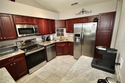Condominio en alquiler en Apopka, Florida, 3 dormitorios, 104.89 m2 № 1810731 - foto 3