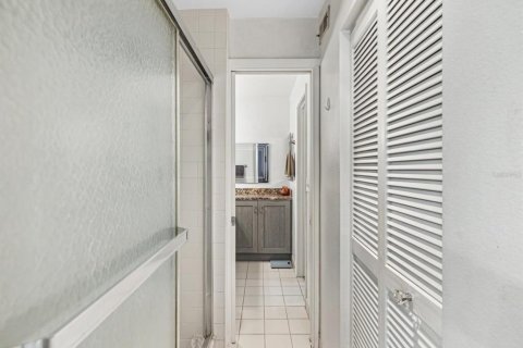 Condominio en venta en Palm Harbor, Florida, 1 dormitorio, 82.96 m2 № 1559317 - foto 13