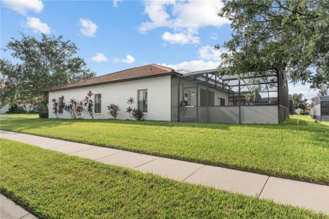 House in Clermont, Florida 4 bedrooms, 154.03 sq.m. № 2125949 - photo 22