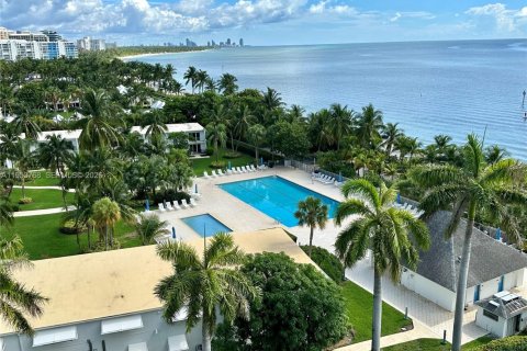 Снять в аренду кондоминиум в Ки-Бискейн, Флорида 3 спальни, 174.19м2, № 2020393 - фото 13