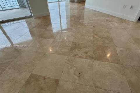 Снять в аренду кондоминиум в Ки-Бискейн, Флорида 3 спальни, 174.19м2, № 2020393 - фото 3