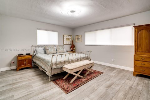 Купить виллу или дом в Корал-Гейблс, Флорида 3 спальни, 175.77м2, № 1997167 - фото 17