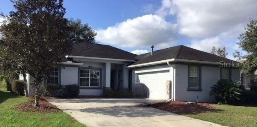 Villa ou maison à Ocala, Floride 3 chambres, 160.44 m2 № 1825200