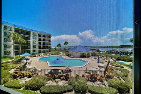 Condo in New Smyrna Beach, Florida, 3 bedrooms  № 1913845 - photo 7