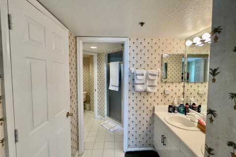 Condo in New Smyrna Beach, Florida, 3 bedrooms  № 1913845 - photo 20
