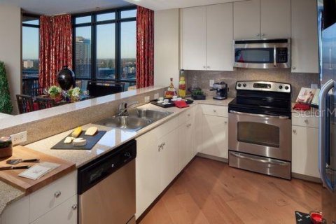 Appartement à louer à Orlando, Floride: 1 chambre, 151.62 m2 № 1383857 - photo 7