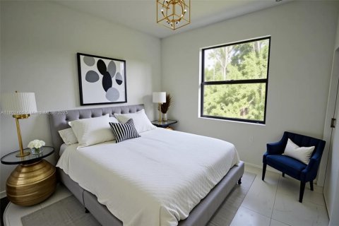 House in LaBelle, Florida 4 bedrooms, 150.13 sq.m. № 1959700 - photo 8