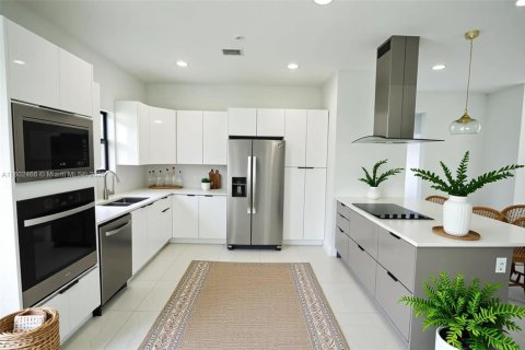 House in LaBelle, Florida 4 bedrooms, 150.13 sq.m. № 1959700 - photo 3