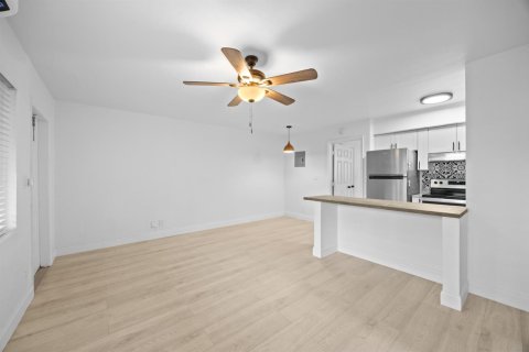 Apartment in Fort Lauderdale, Florida 1 bedroom, 65.03 sq.m. № 2383278 - photo 4
