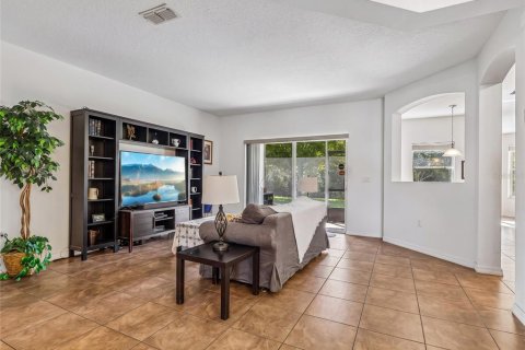 House in Kissimmee, Florida 4 bedrooms, 220.18 sq.m. № 2428805 - photo 3