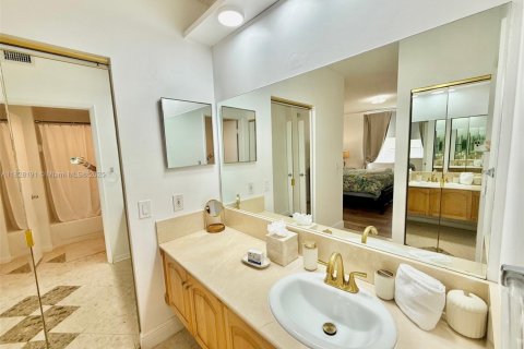 Condominio en alquiler en Aventura, Florida, 2 dormitorios, 102.19 m2 № 1799366 - foto 20