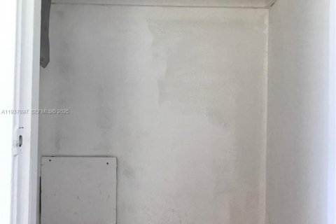 Apartment in Miami Beach, Florida 1 bedroom, 83.61 sq.m. № 1994911 - photo 8