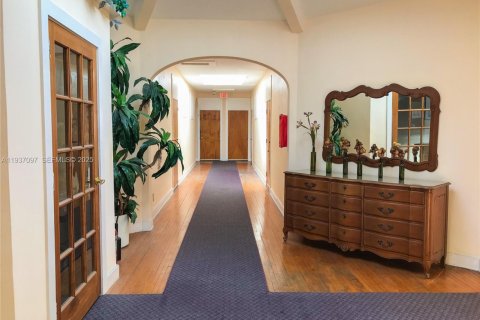 Apartment in Miami Beach, Florida 1 bedroom, 83.61 sq.m. № 1994911 - photo 3