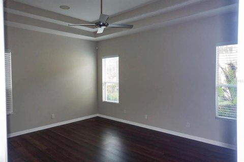 House in Tampa, Florida 4 bedrooms, 219.9 sq.m. № 1817371 - photo 5