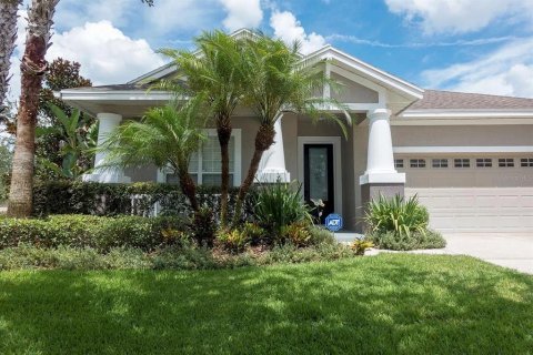 Casa en alquiler en Tampa, Florida, 4 dormitorios, 219.9 m2 № 1817371 - foto 1