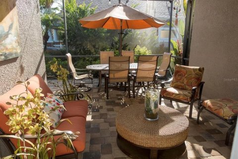 Casa en alquiler en Tampa, Florida, 4 dormitorios, 219.9 m2 № 1817371 - foto 12
