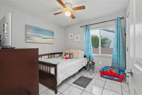 Villa ou maison à vendre à Pembroke Pines, Floride: 3 chambres, 165.55 m2 № 1990447 - photo 16