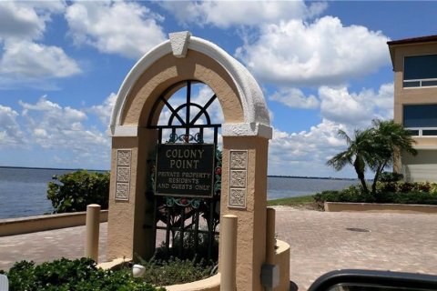 Copropriété à louer à Punta Gorda, Floride: 2 chambres, 146.88 m2 № 2214619 - photo 7