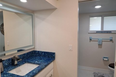 Copropriété à louer à Punta Gorda, Floride: 2 chambres, 146.88 m2 № 2214619 - photo 24