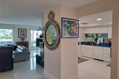 Copropriété à louer à Punta Gorda, Floride: 2 chambres, 146.88 m2 № 2214619 - photo 10