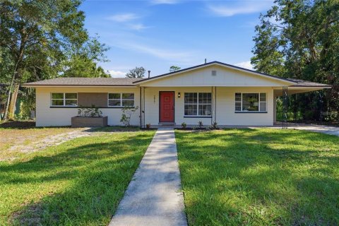 House in Gainesville, Florida 3 bedrooms, 138.15 sq.m. № 2316620