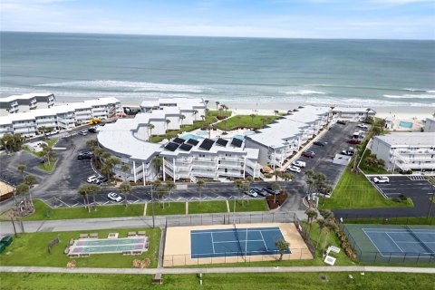 Condo à New Smyrna Beach, Floride, 2 chambres  № 2403241