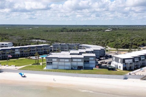 Copropriété à vendre à New Smyrna Beach, Floride: 2 chambres, 95.41 m2 № 2403241 - photo 2