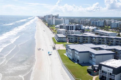 Copropriété à vendre à New Smyrna Beach, Floride: 2 chambres, 95.41 m2 № 2403241 - photo 4