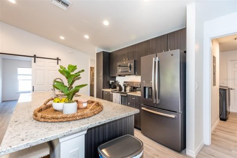 Appartement à louer à Punta Gorda, Floride: 3 chambres, 127.93 m2 № 215065 - photo 4