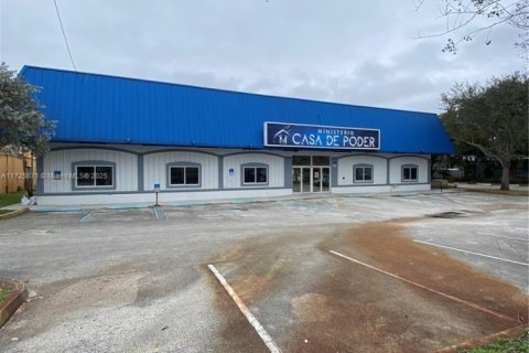 Propiedad comercial en venta en Davie, Florida № 1763487 - foto 5