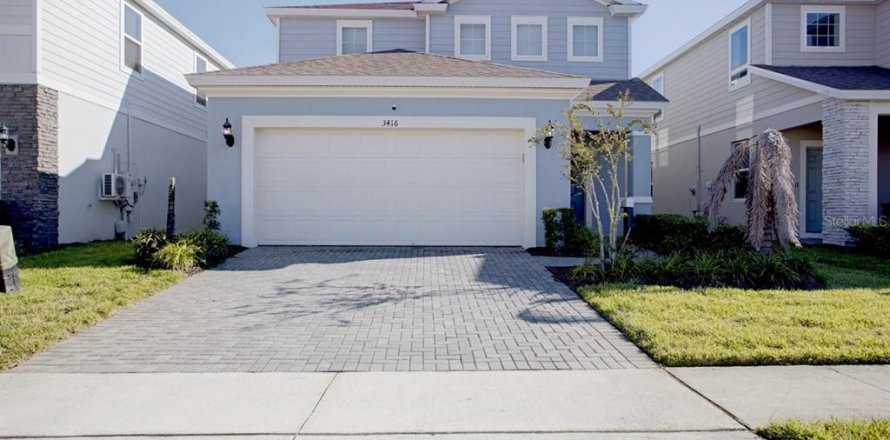 House in Davenport, Florida 5 bedrooms, 243.59 sq.m. № 2391556