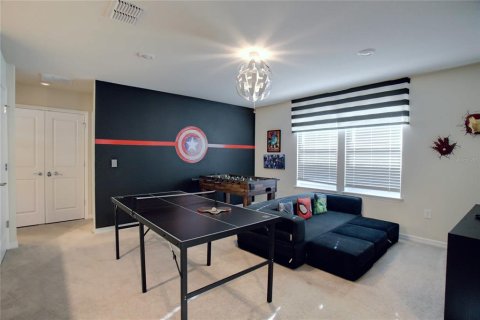 House in Davenport, Florida 5 bedrooms, 243.59 sq.m. № 2391556 - photo 26