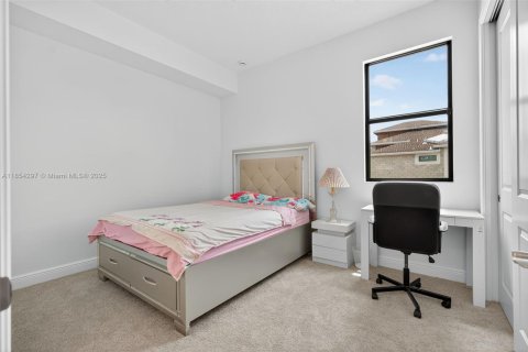 House in Palm Beach Gardens, Florida 4 bedrooms, 238.11 sq.m. № 1872473 - photo 8
