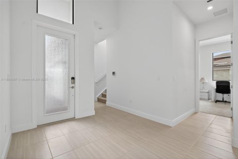 House in Palm Beach Gardens, Florida 4 bedrooms, 238.11 sq.m. № 1872473 - photo 7