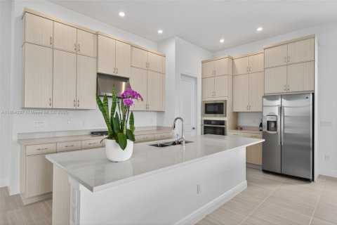 House in Palm Beach Gardens, Florida 4 bedrooms, 238.11 sq.m. № 1872473 - photo 14