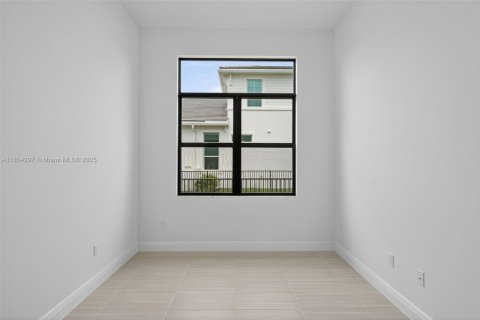 House in Palm Beach Gardens, Florida 4 bedrooms, 238.11 sq.m. № 1872473 - photo 12