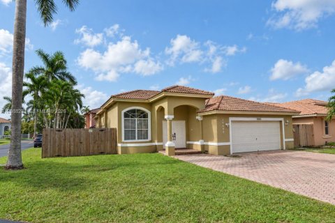 Casa en Miami, Florida 3 dormitorios, 180.14 m2 № 2363670