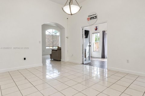 Casa en venta en Miami, Florida, 3 dormitorios, 180.14 m2 № 2363670 - foto 6