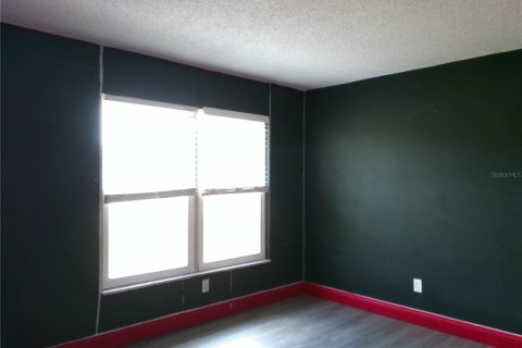 House in Deltona, Florida 3 bedrooms, 138.61 sq.m. № 1780813 - photo 17